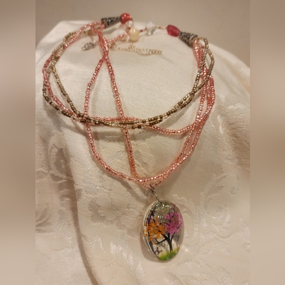 Spring fling necklace - Picture 2 of 2